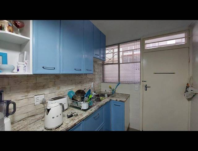 2 BEDROOM APARTMENT FOR SALE IN PARKTOWN